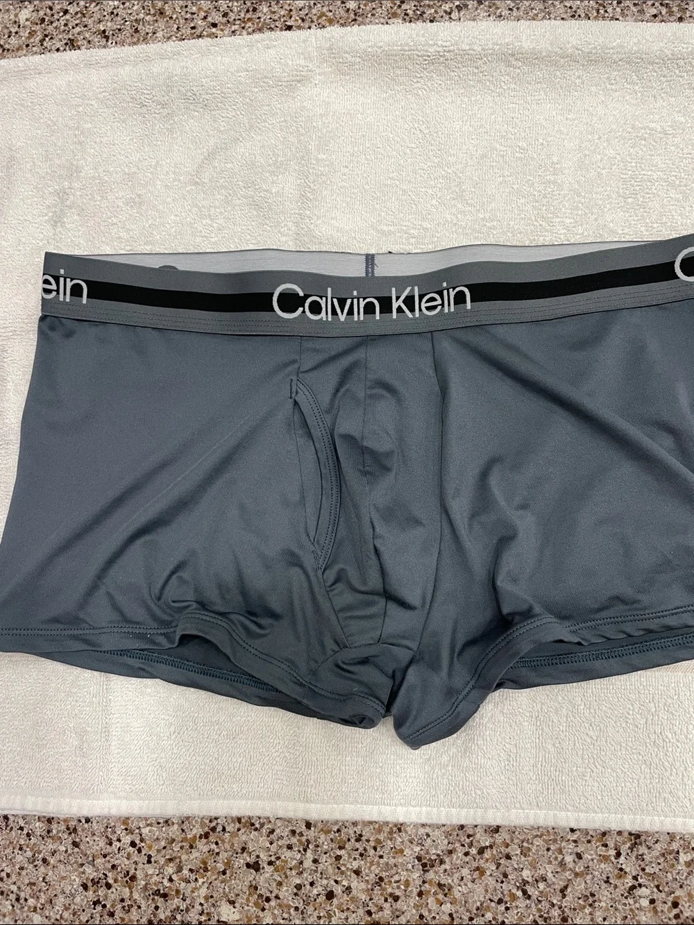Calvin Klein Slate Gray Performance Trunks with Logo Waistband size L
